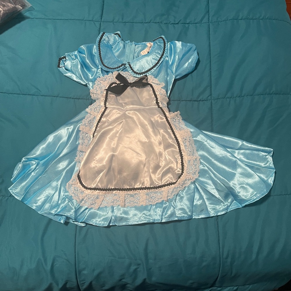 Baby Alice in wonderland costume 12/18 months